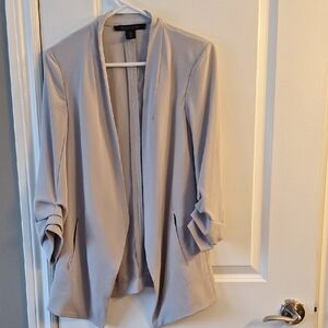 Wilfred Women's Soft Gray Blazer